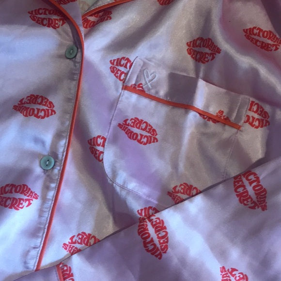 Victoria’s Secret Satin Pajama Top - Picture 2 of 4
